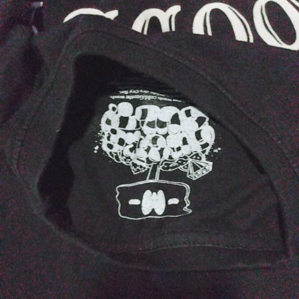 goth girl shirt - Picture 8 of 13